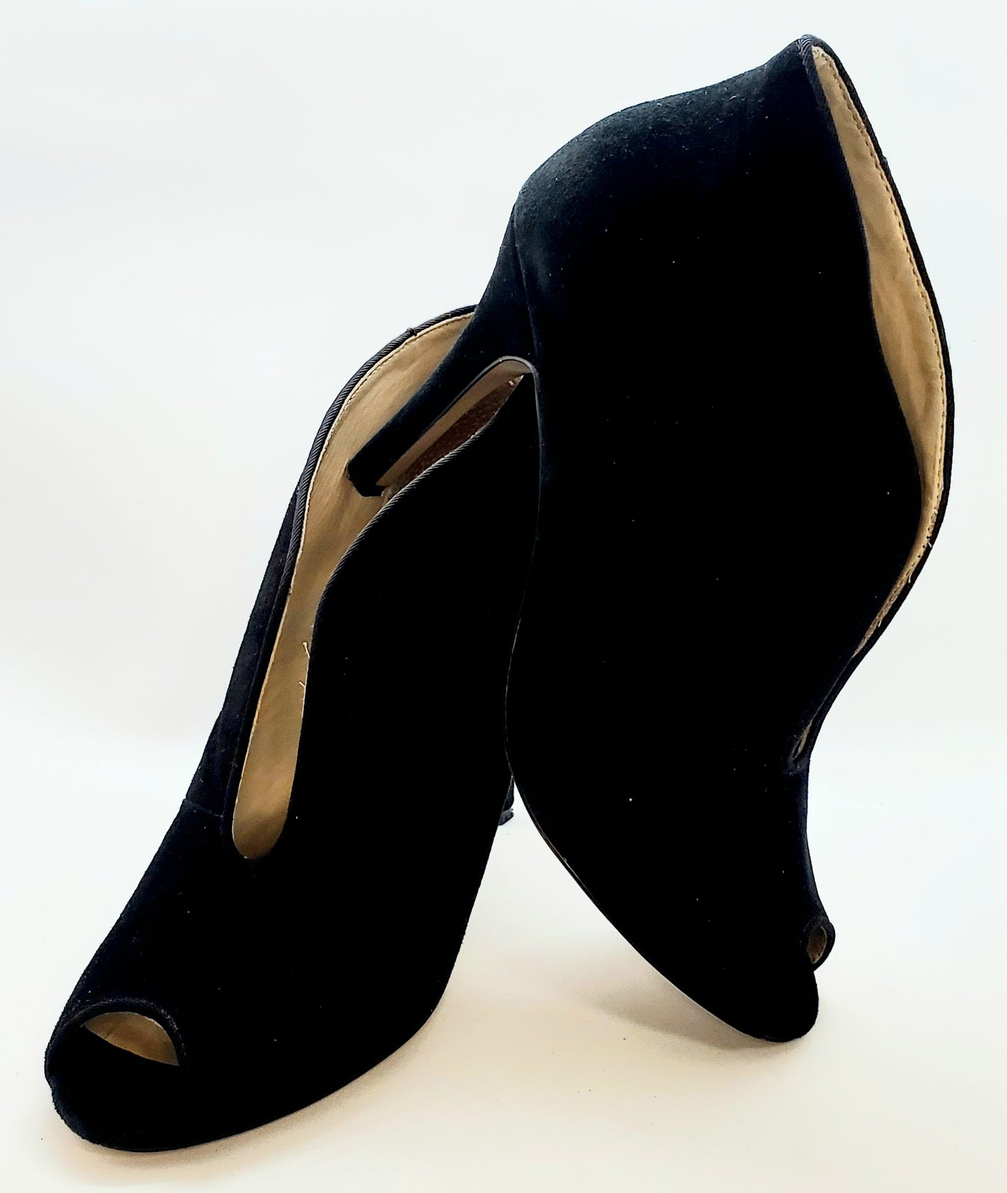 Artistic styling ofAdrienne Vittadini black Open toe, high top high heel shoes
