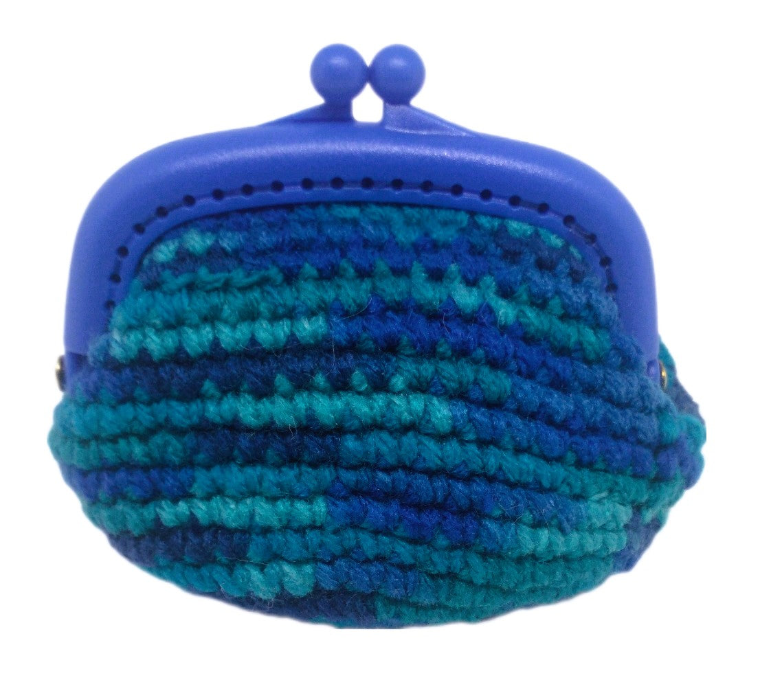 Front view. Variegated blue crochet coin purse with cobalt blue kiss clasp frame.