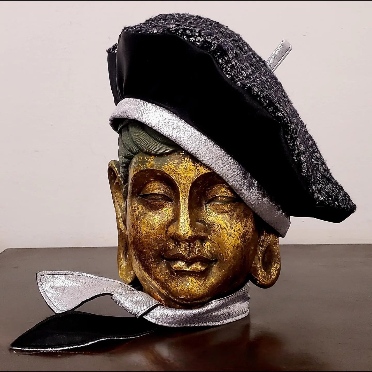 Black and silver tweed beret and matching scarf on mannequin head