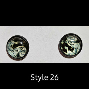 PIPS-Marble print cabochon studs